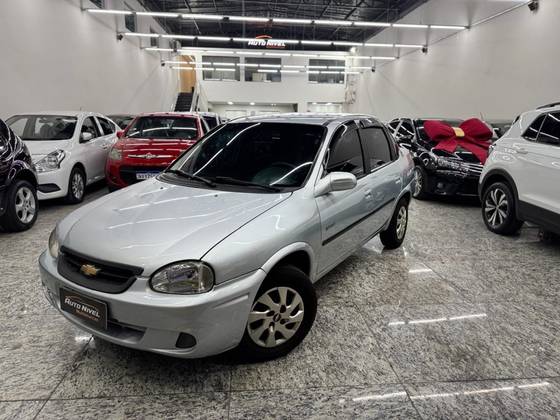 CHEVROLET CLASSIC 1.0 MPFI LIFE 8V FLEX 4P MANUAL